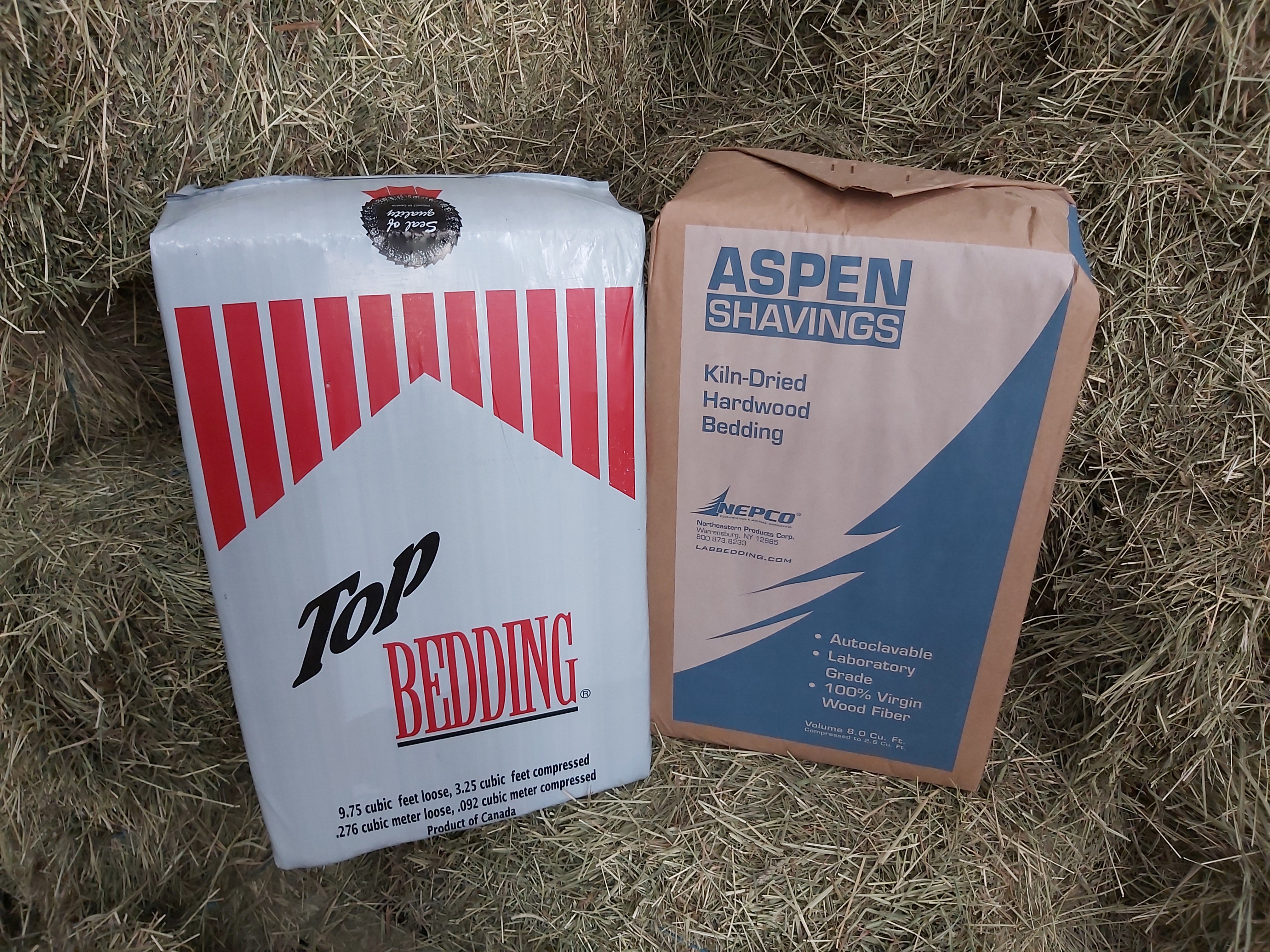 Shavings Kiln Dried Bedding For Small Animals Hay Country shavings-kiln-dried-bedding-for-small-animals-hay-country